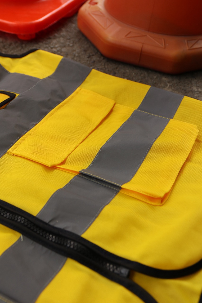 Hi Vis Palize Safety Vest  color with 5cm high bright poly reflective stripes
