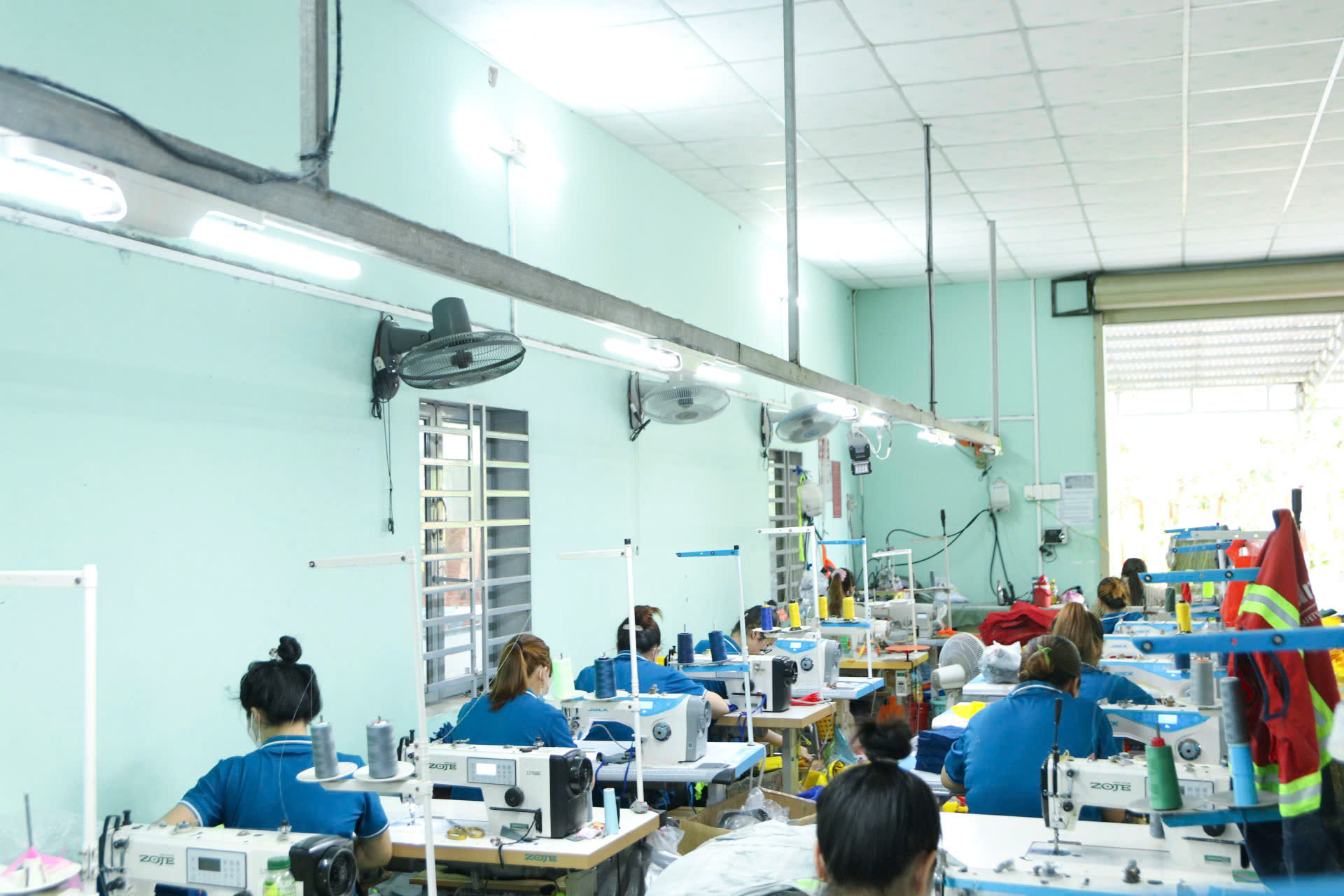 Công ty GAK - Xưởng may bảo hộ uy tín giá tốt toàn quốc