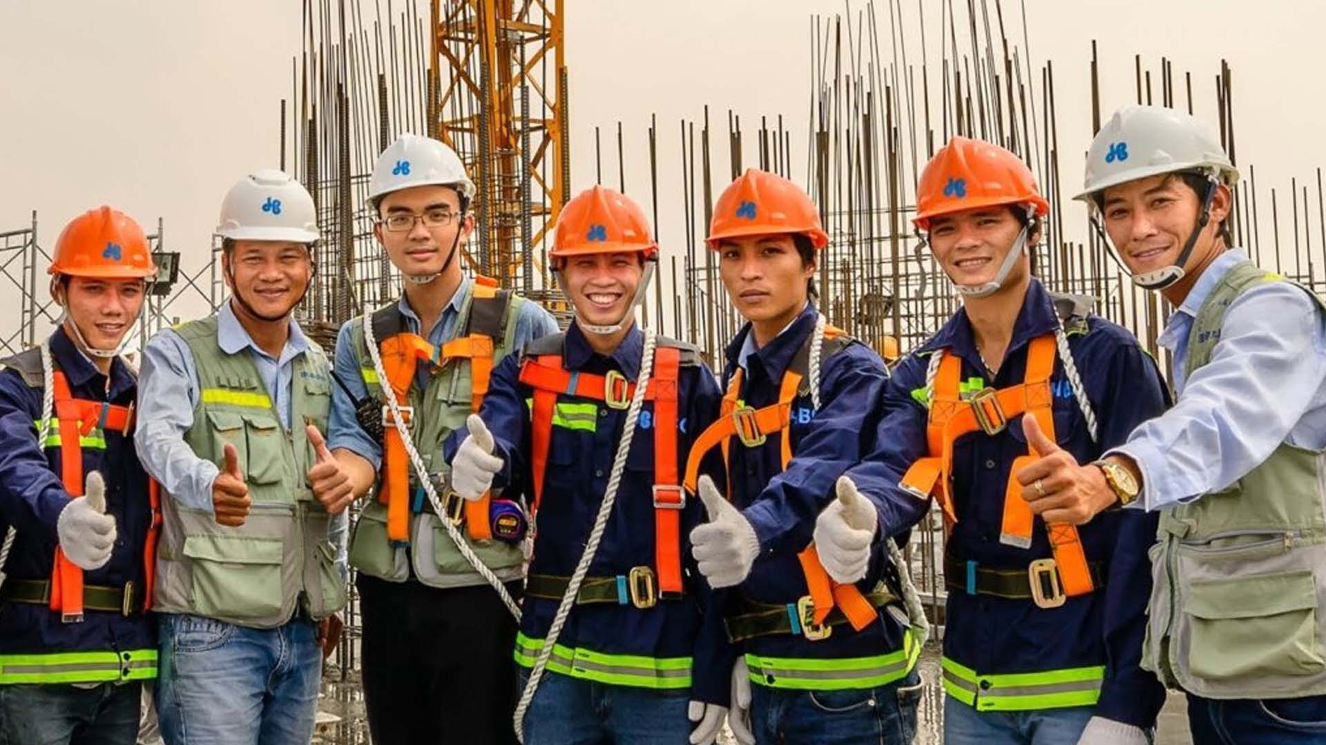 Cách phân biệt áo ghi lê kỹ sư