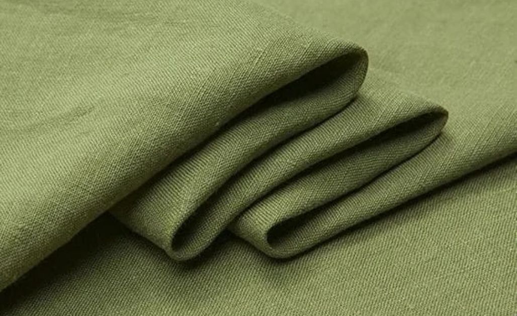 Khổ vải của Cotton Khô phổ biến nhất là 1.5m đến 1.8m, phù hợp cho nhiều loại trang phục và ứng dụng khác nhau trong ngành may mặc.