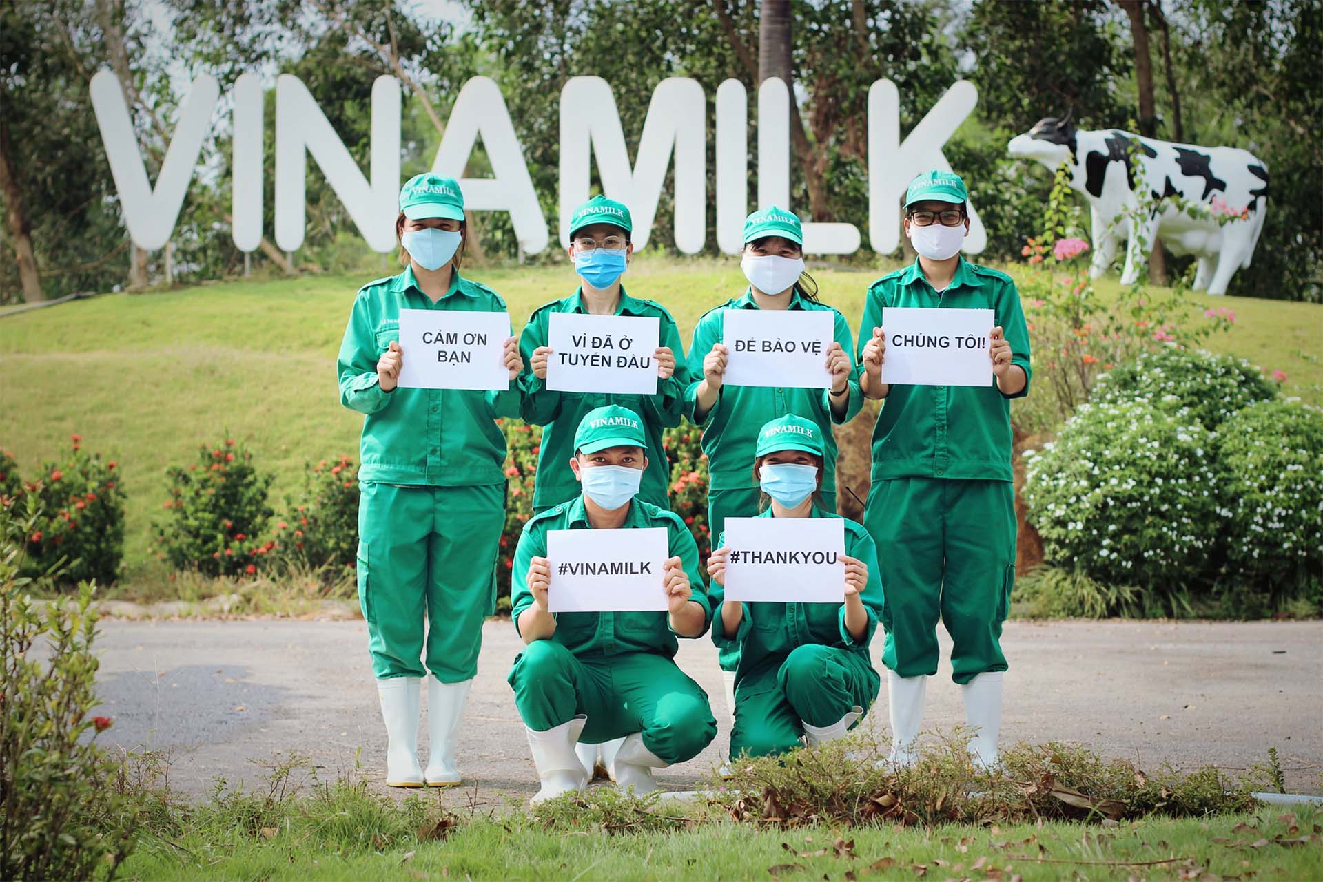 Đồng phục công nhân nhà máy vinamilk