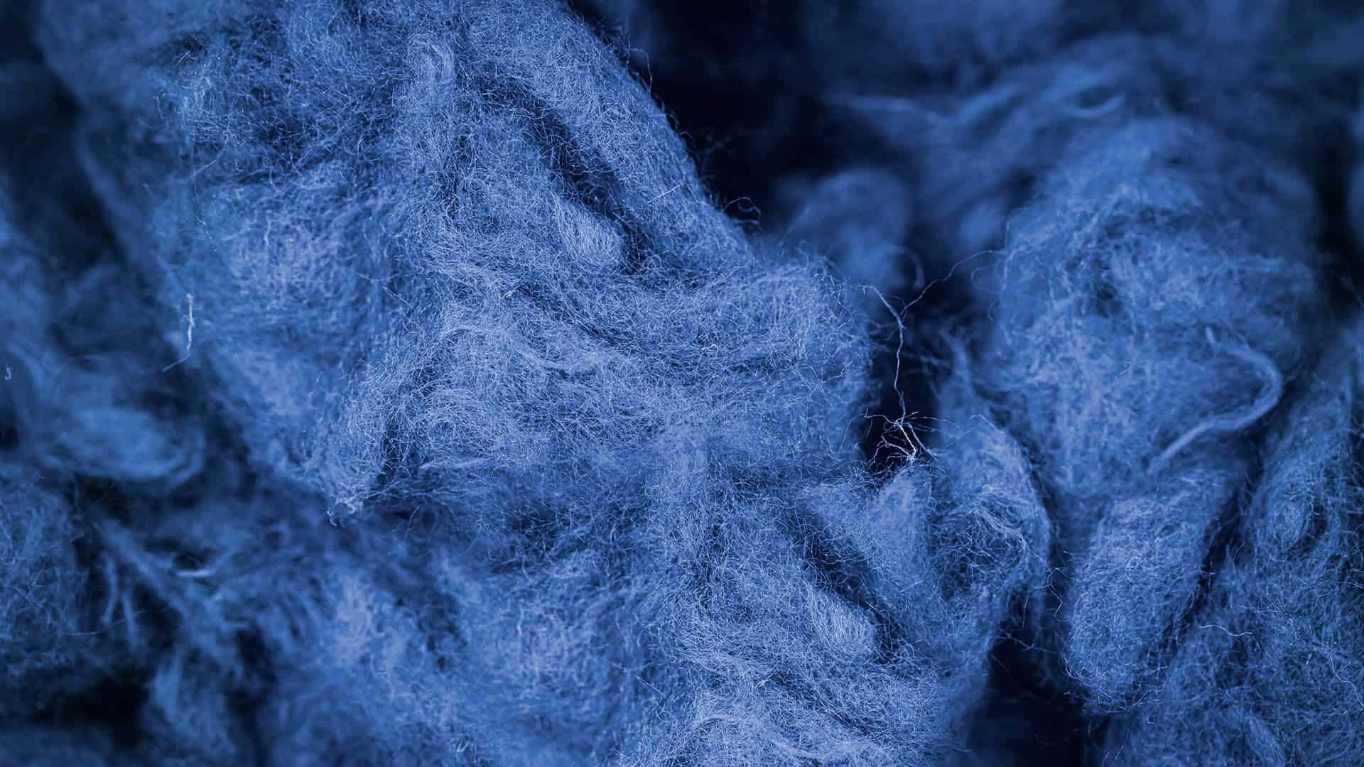 Kéo sợi polyester tơ